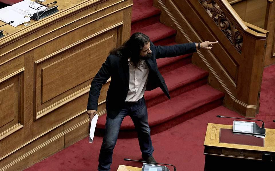 ΕΚΤΑΚΤΟ: Κρατούμενος μέχρι να απολογηθεί ο Μπαρμπαρούσης – Θα αρνηθεί τις κατηγορίες